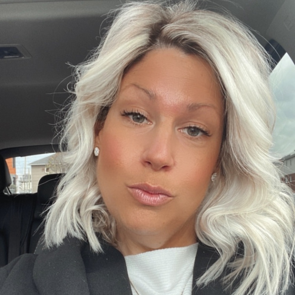 Meet your Posher, Caroline